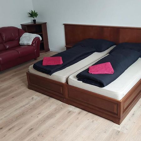 Laguna Ubytovanie 2 A Trenčín Zewnętrze zdjęcie